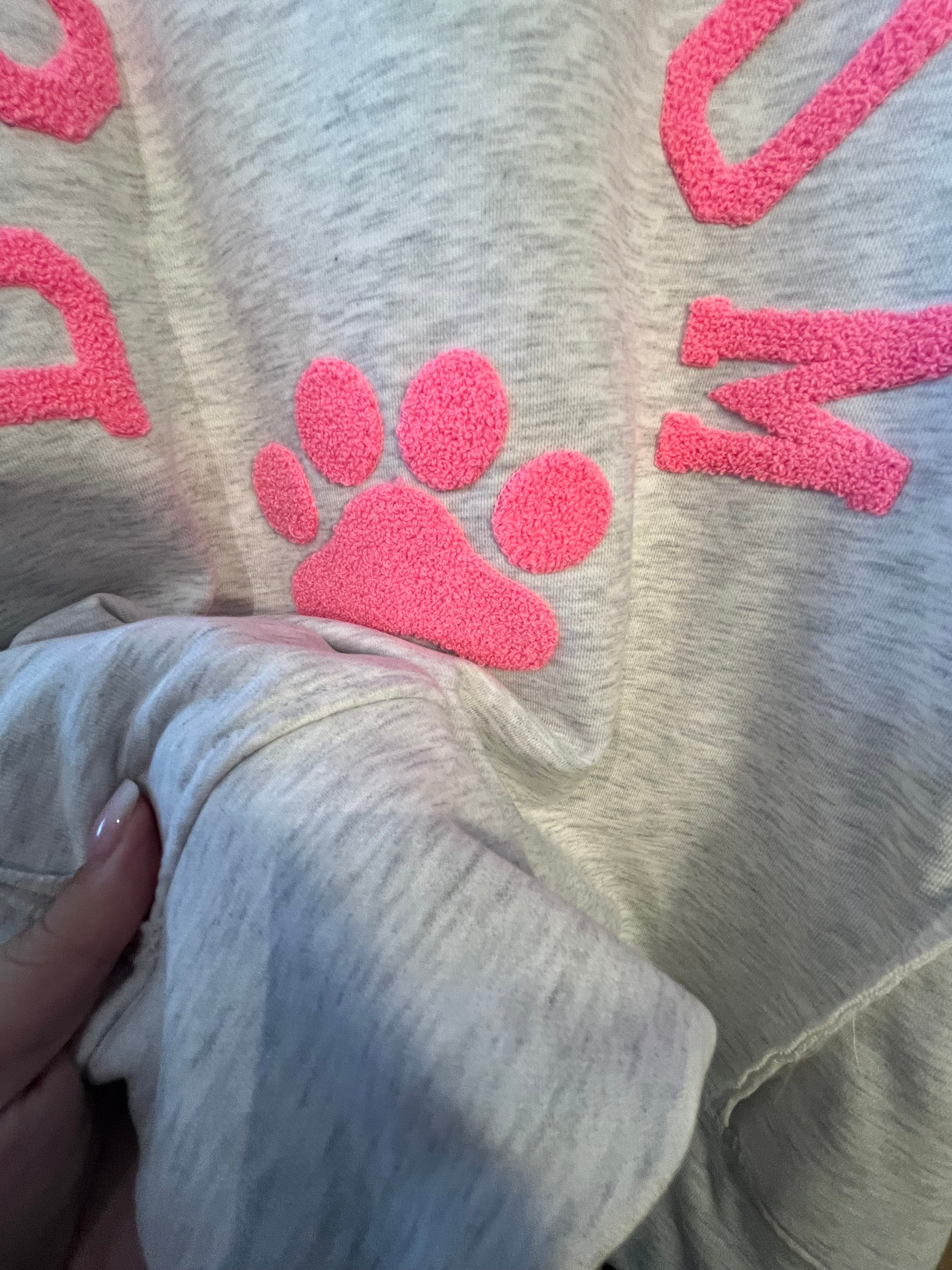 Dog Mom Pullover 