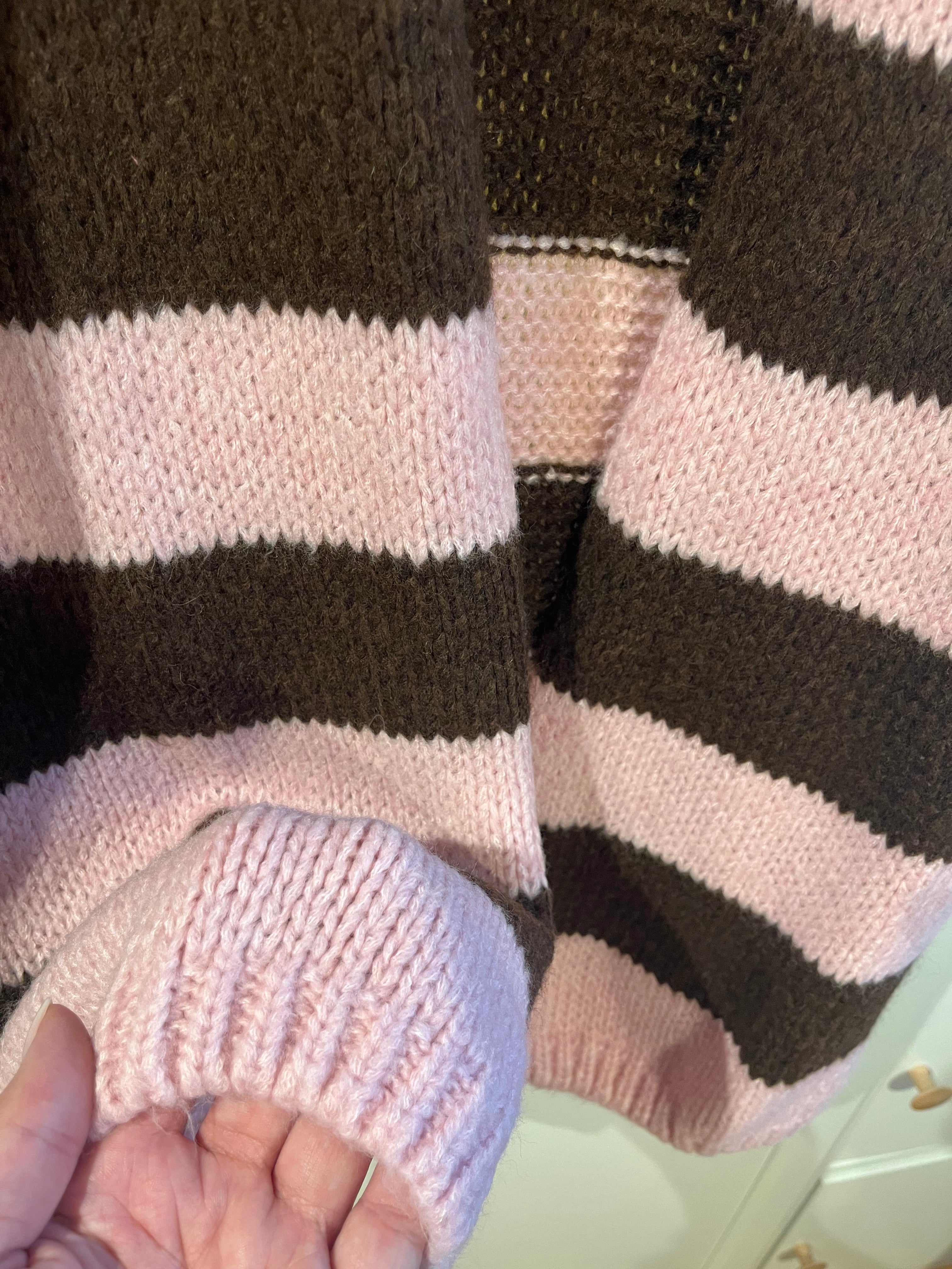 Lange Strickjacke Cardigan mit Streifen