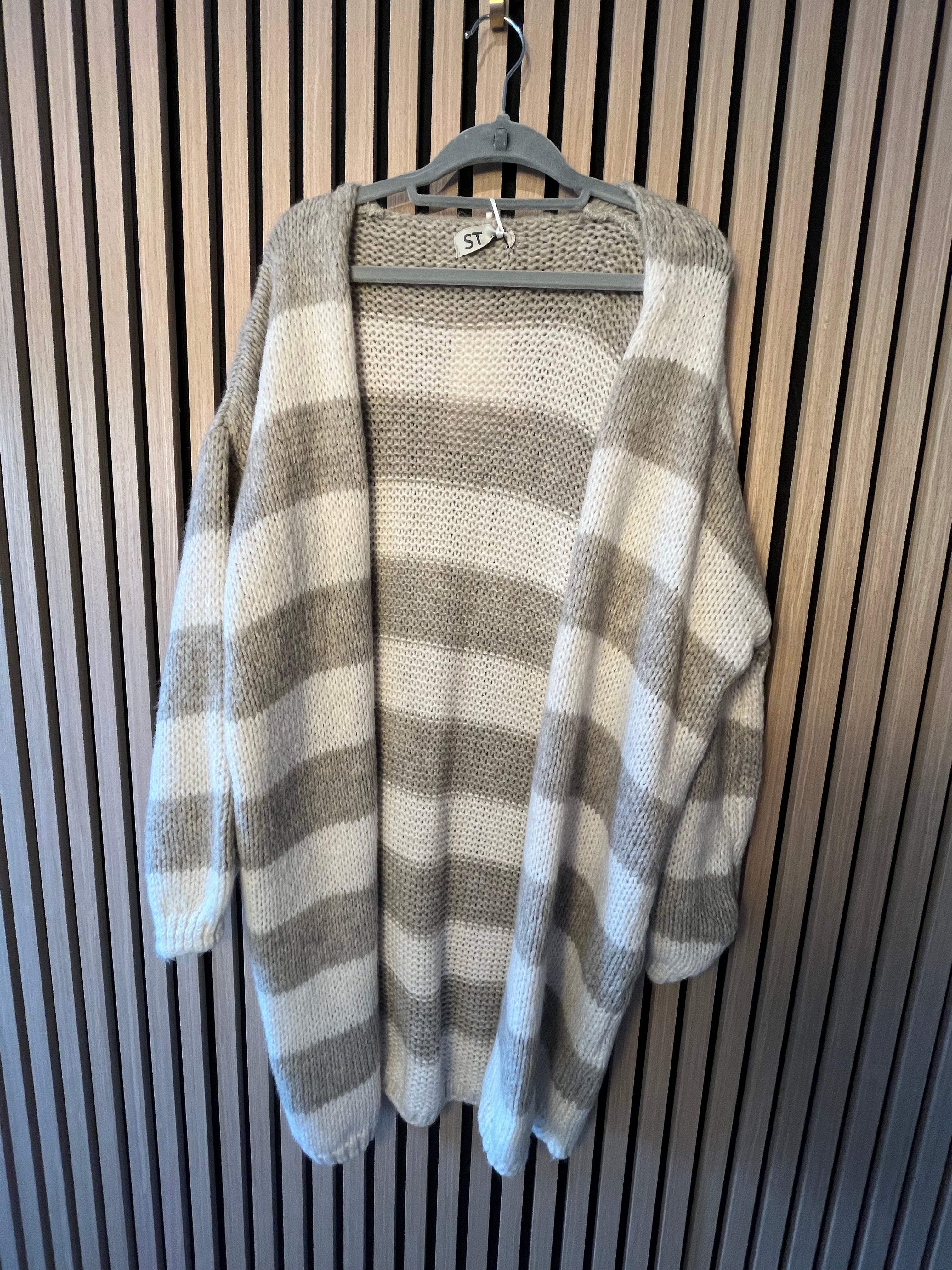 Lange Strickjacke Cardigan mit Streifen