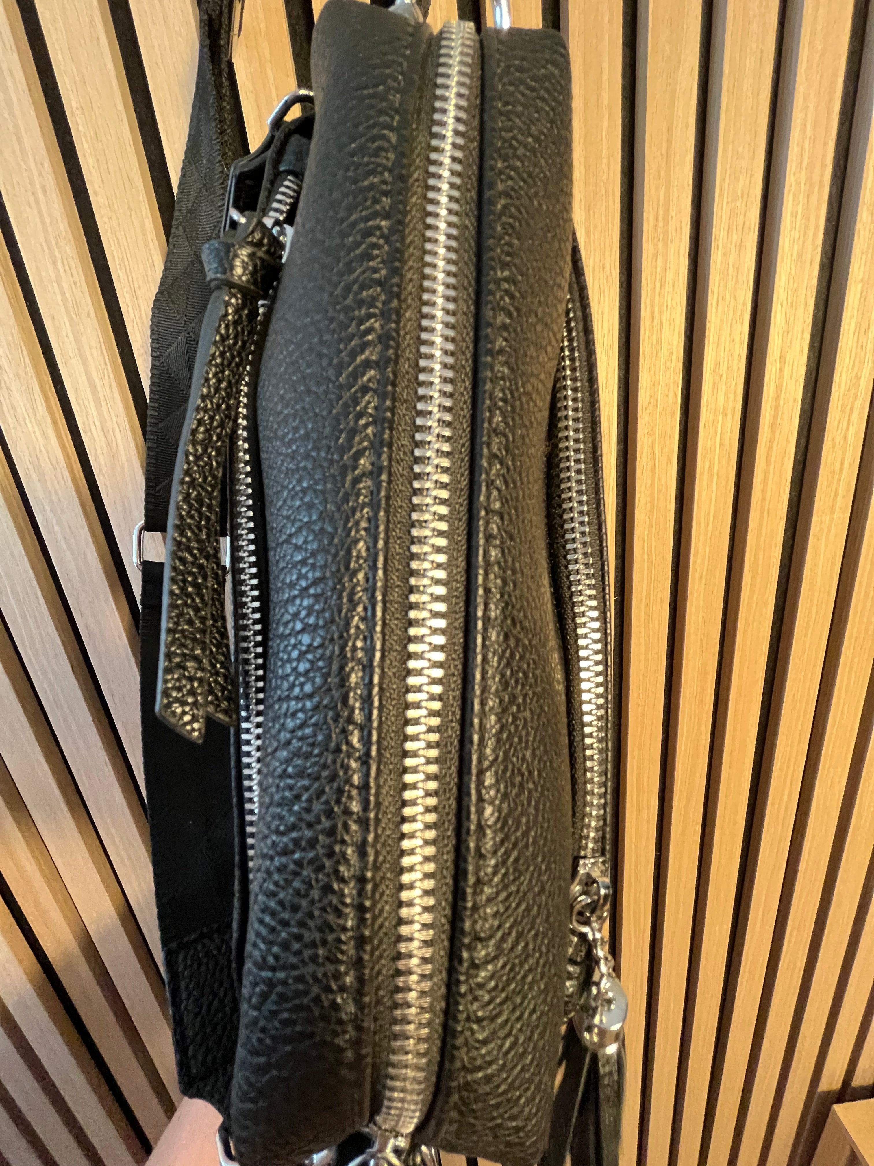 TASCHE crossbody Kunstleder