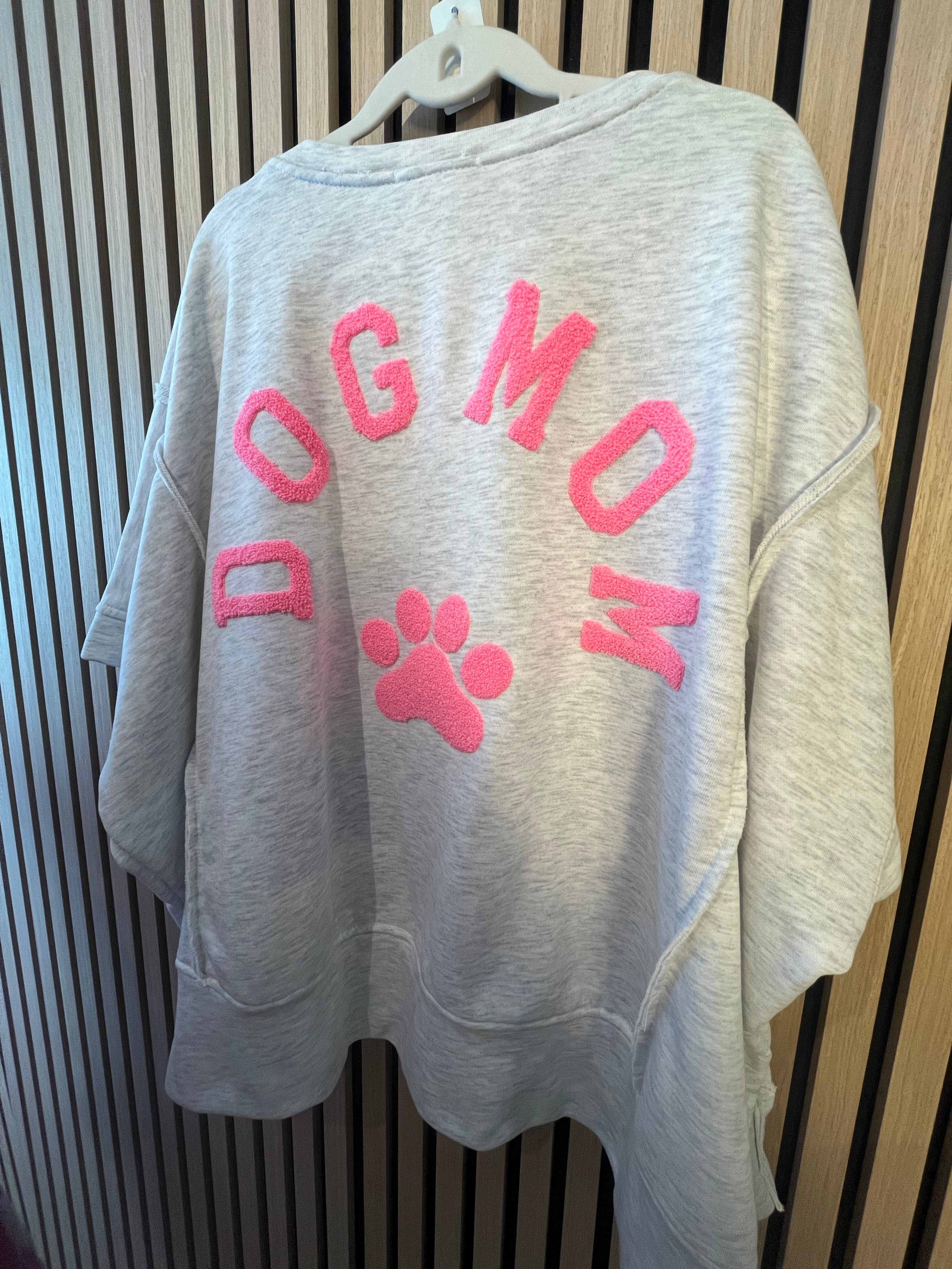 Dog Mom Pullover 