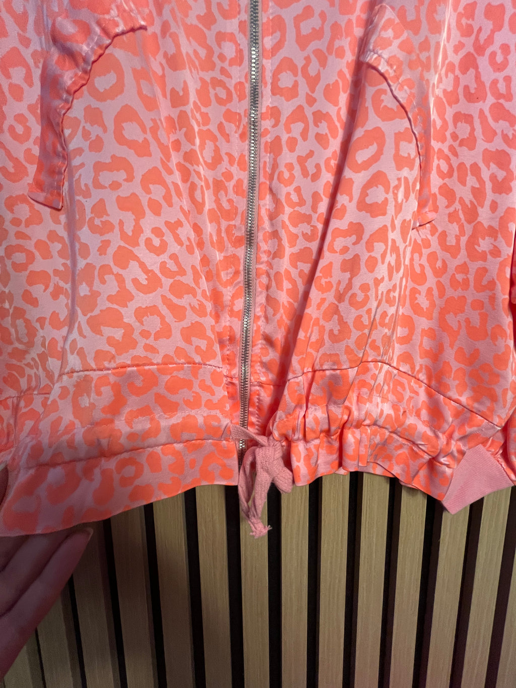 jacke leo neon
