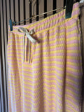 Hose im Strickdesign