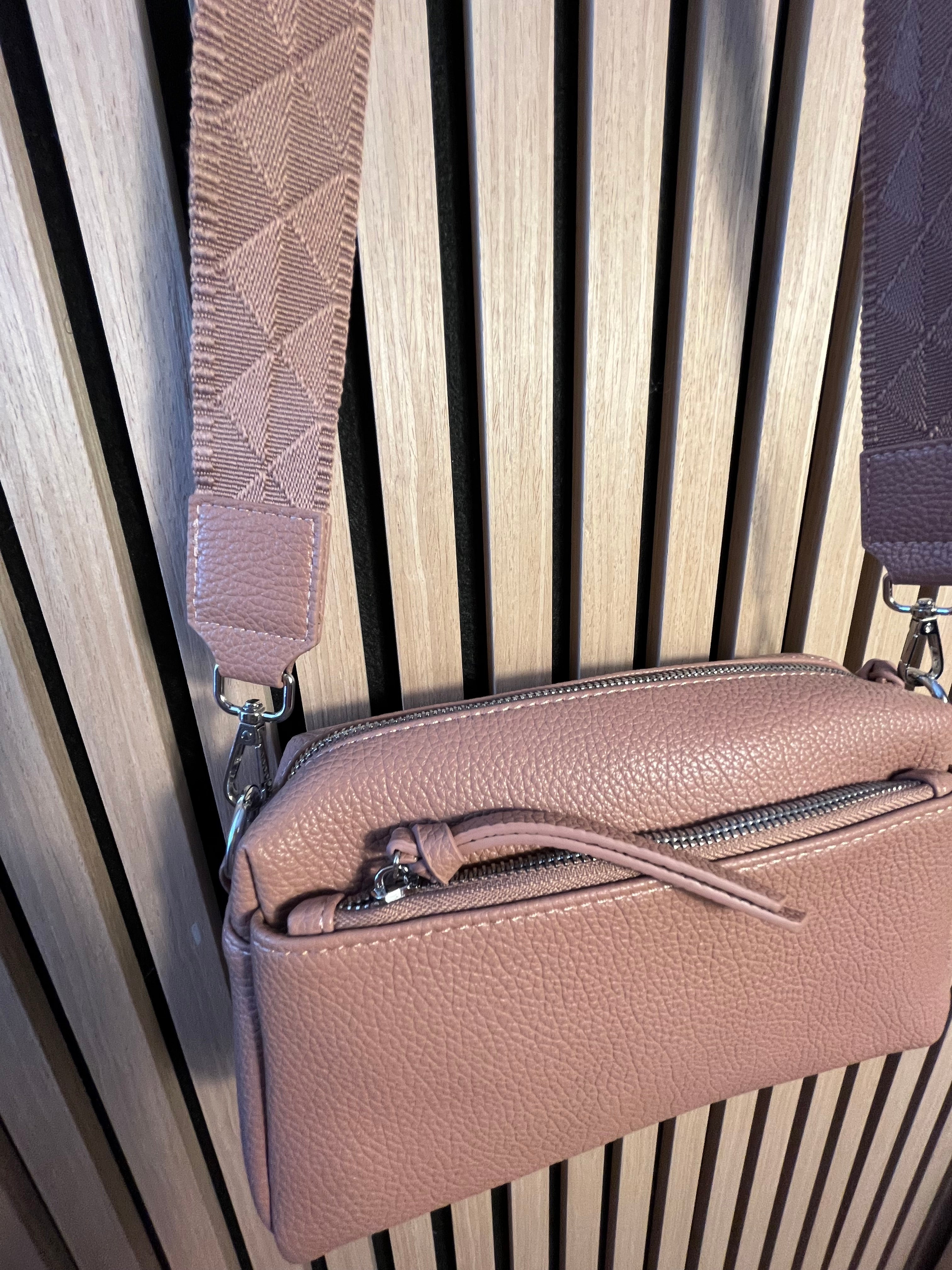 TASCHE crossbody Kunstleder