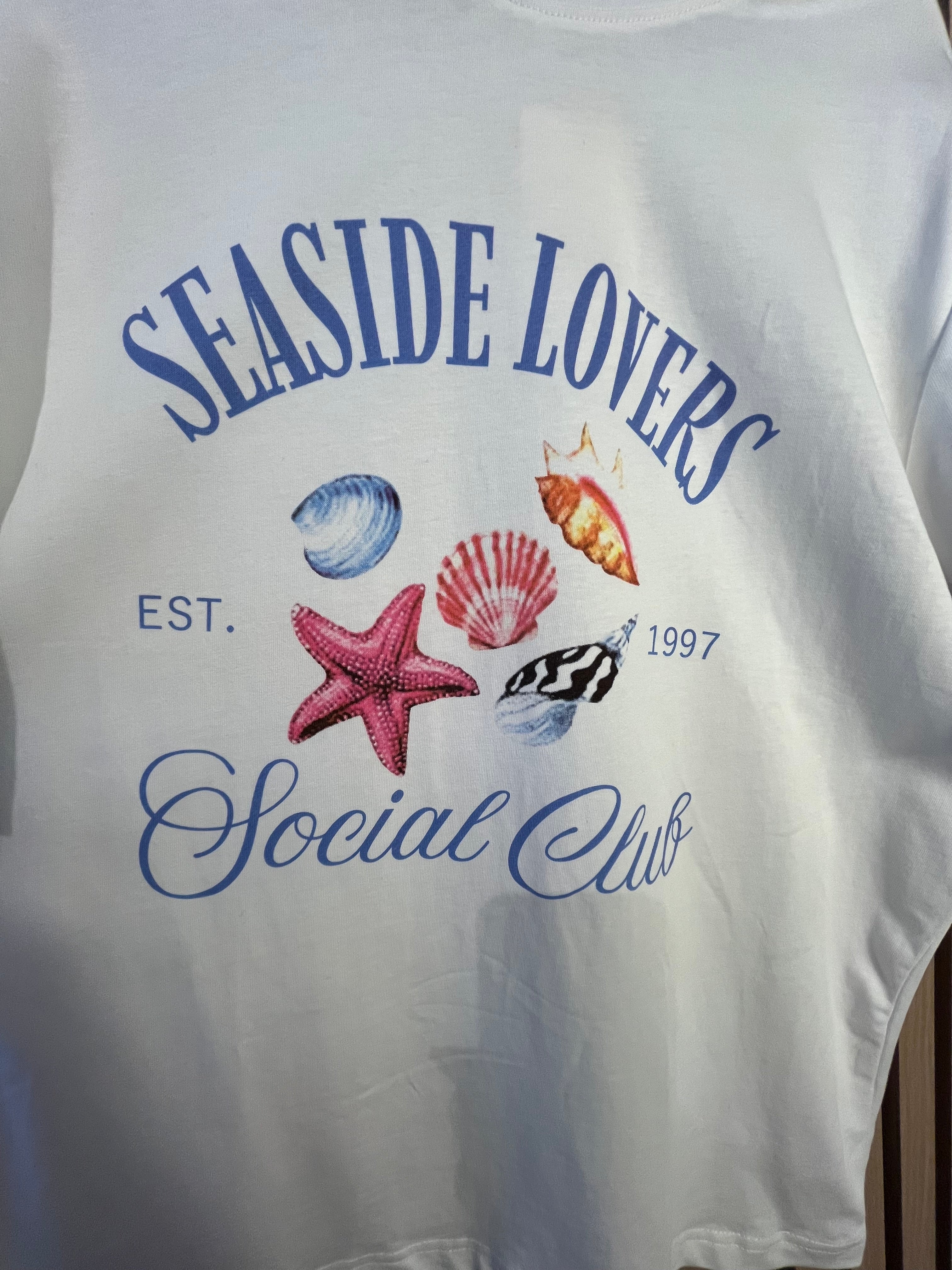 T-Shirt mit Seaside Print