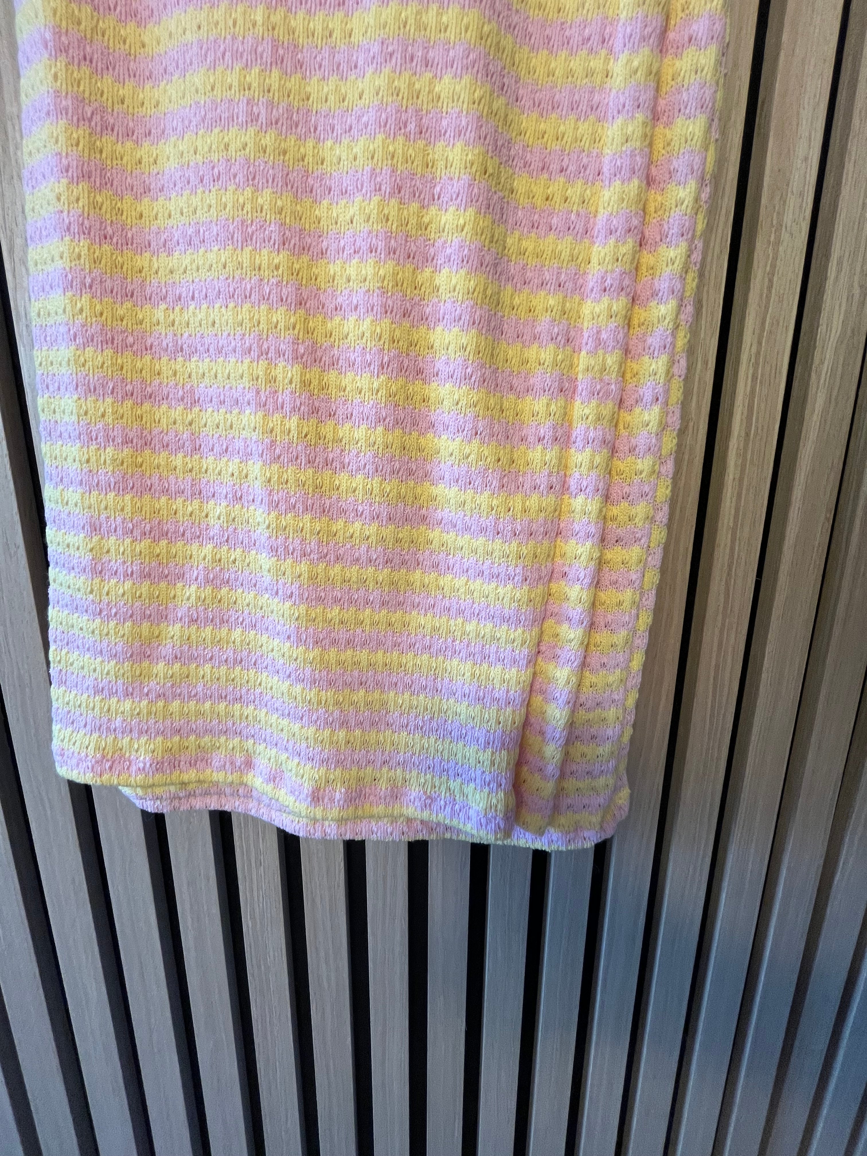 Hose im Strickdesign