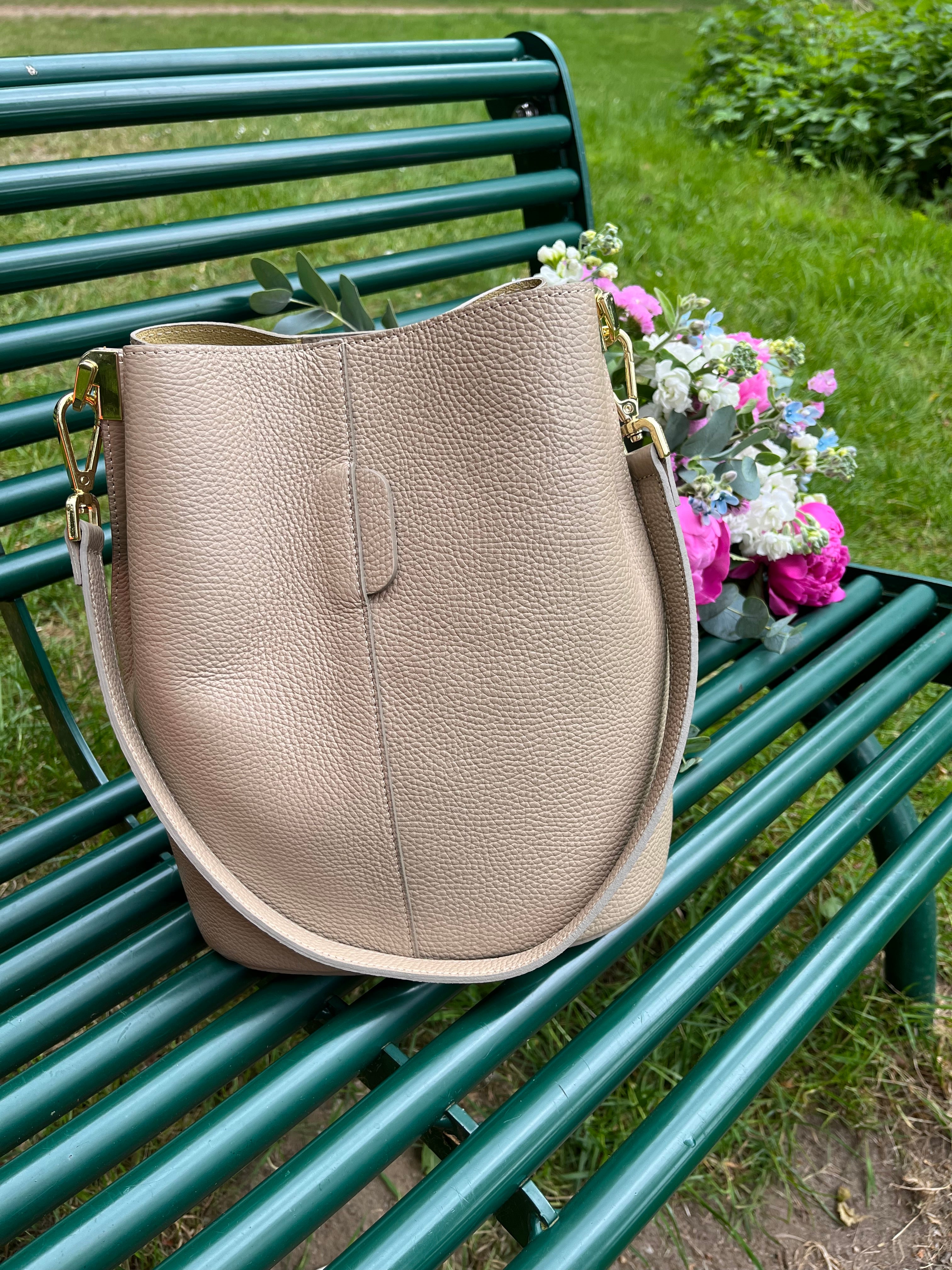 Tasche Leder Beutelform 