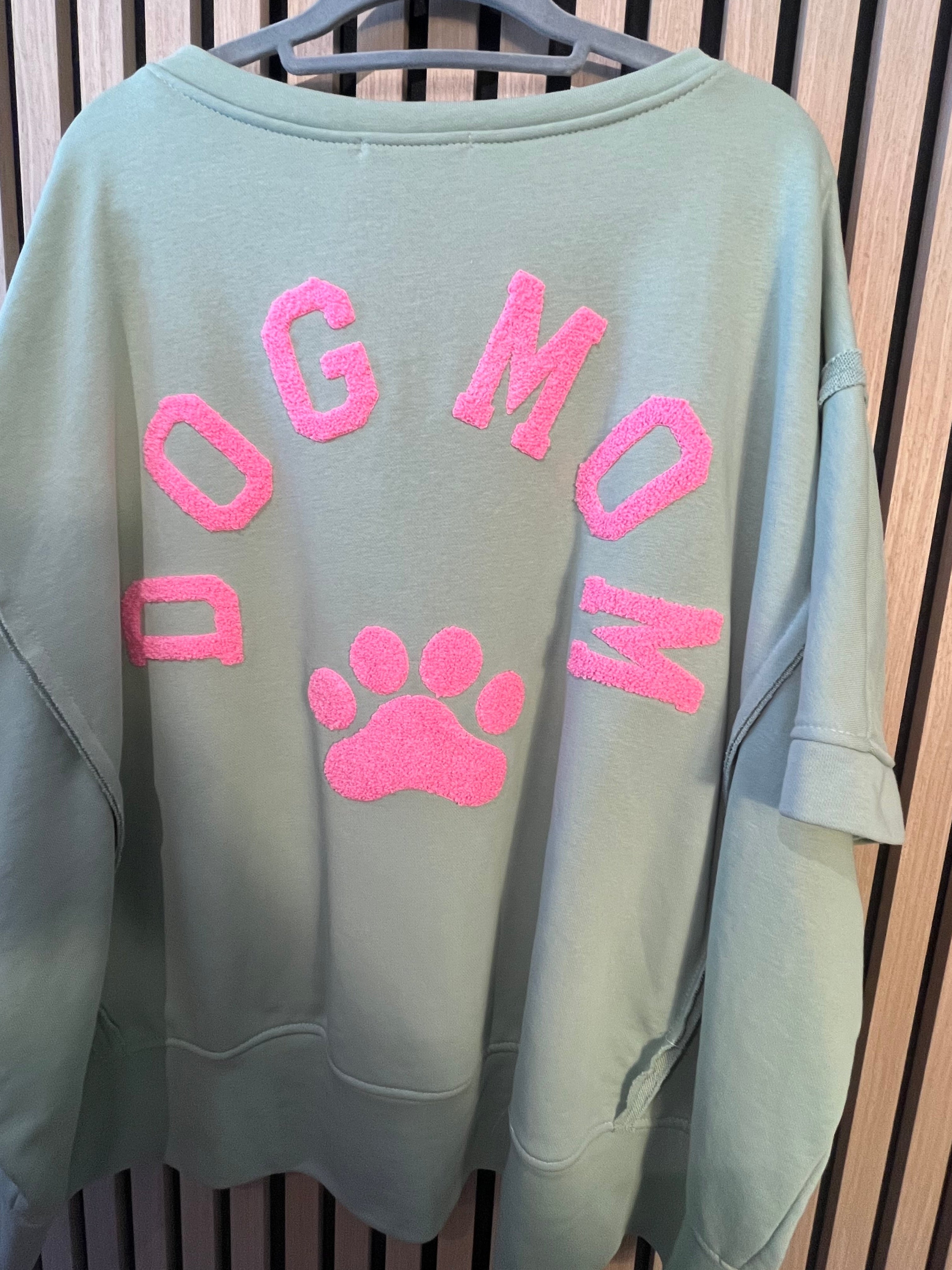 Dog Mom Pullover 