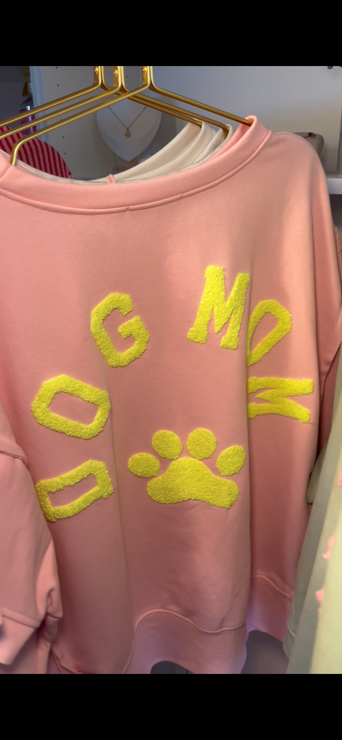 Dog Mom Pullover 