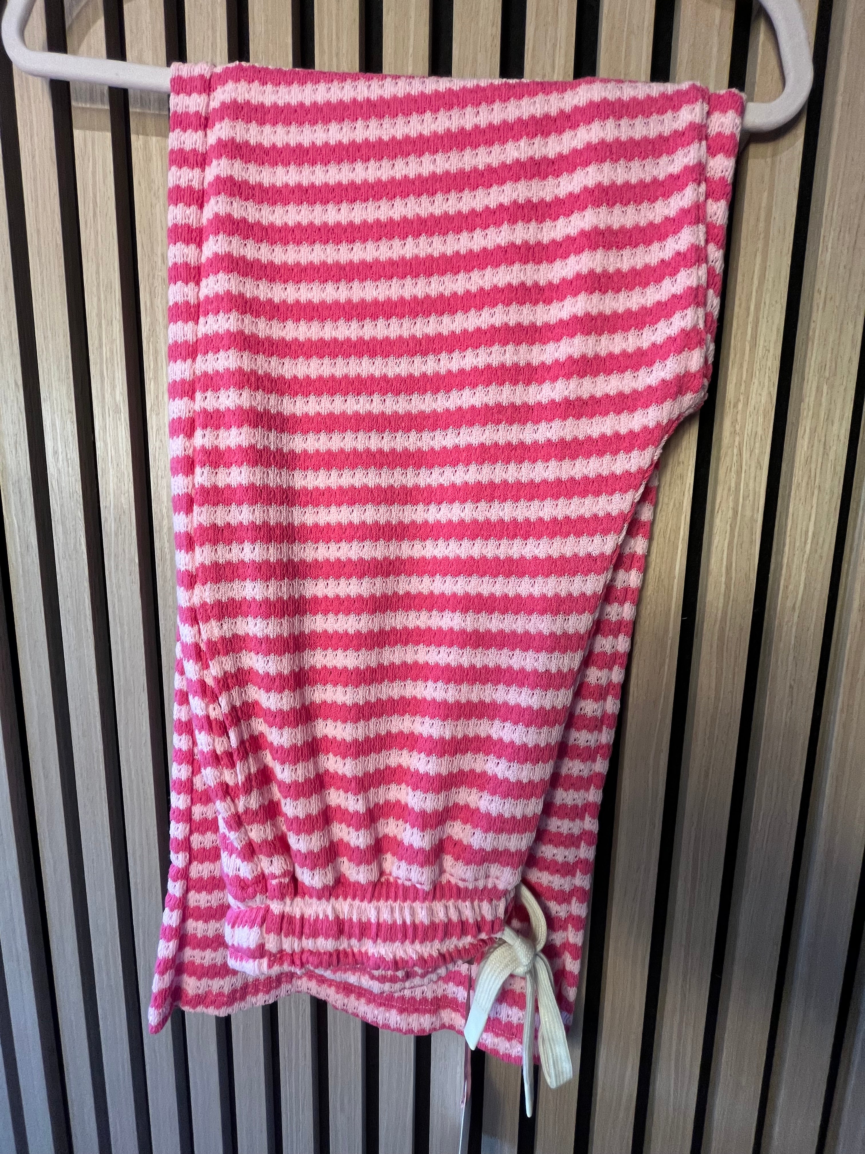 Hose im Strickdesign