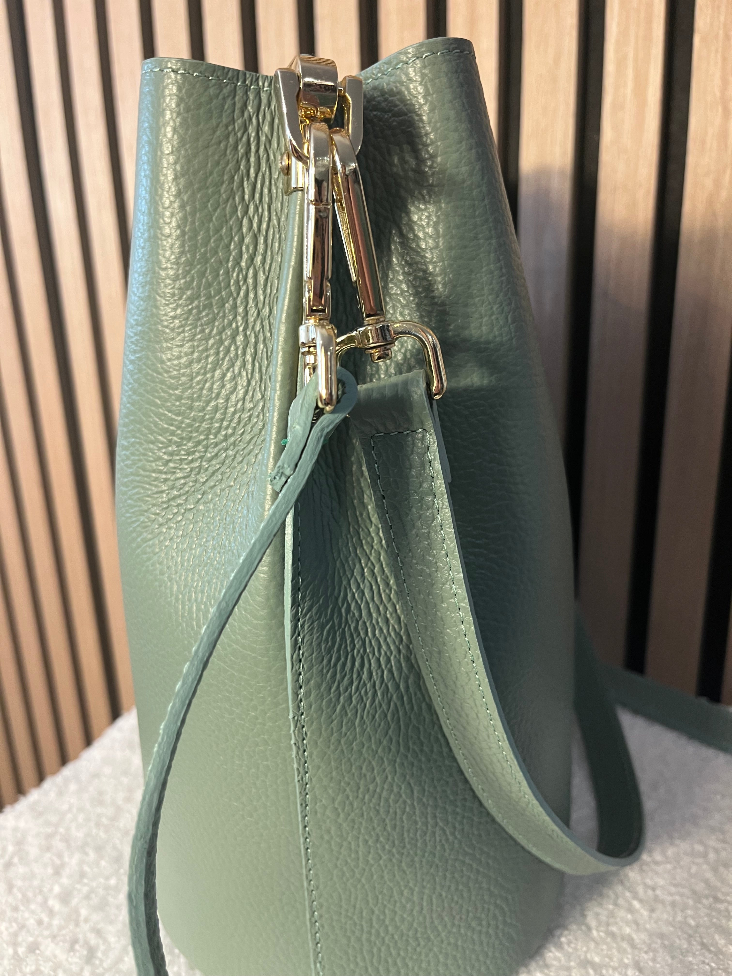Tasche Leder Beutelform 