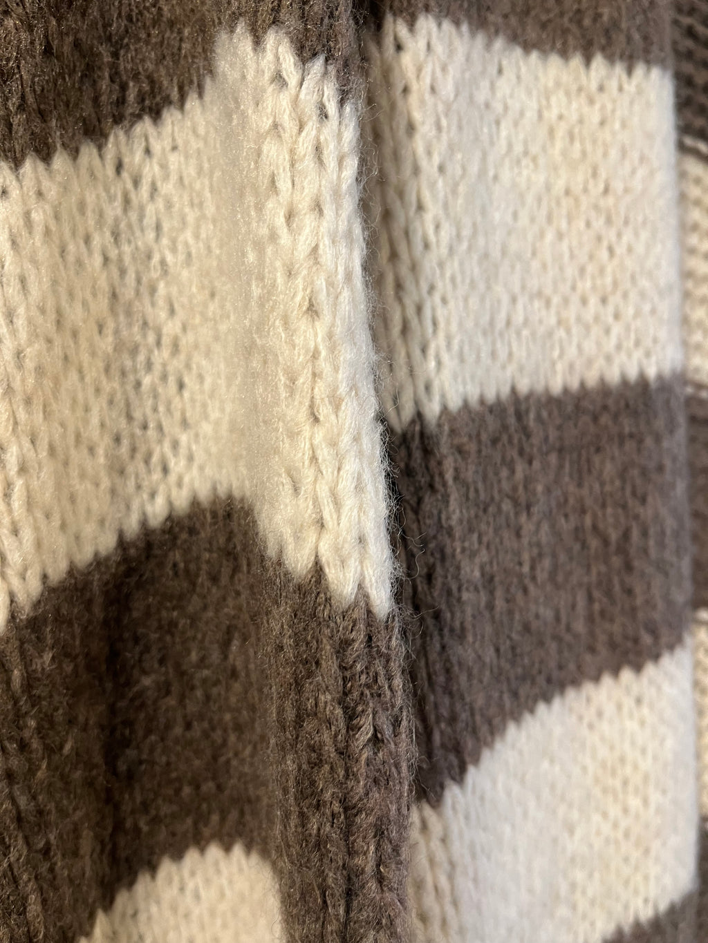 Lange Strickjacke Cardigan mit Streifen