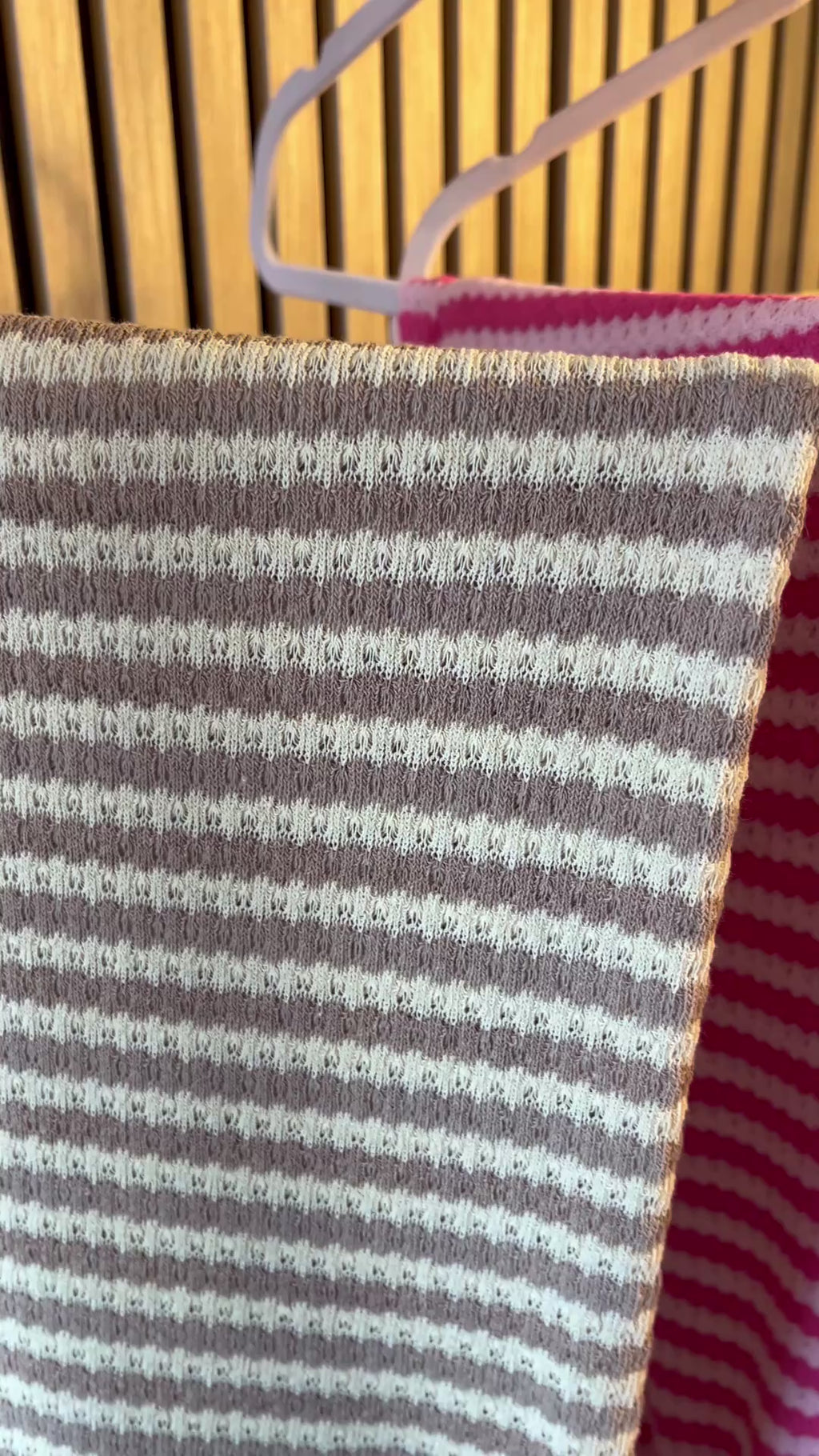 Hose im Strickdesign